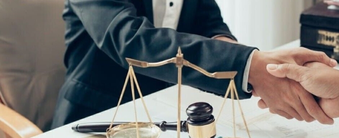 آمار پرونده‌های مالیاتی وکلا و میزان مالیات پذیرفته شده در سال جاری