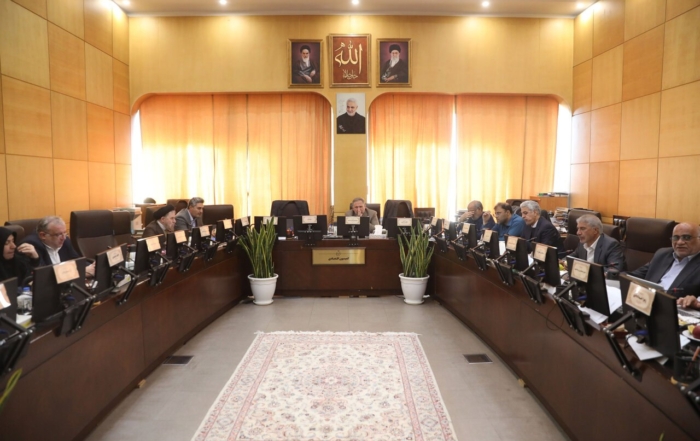 تصویر خبری تصویب تحقیق و تفحص از بانک‌های دولتی در کمیسیون اقتصادی مجلس