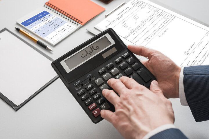 مهدی موحدی بکنظر، سخنگوی سازمان امور مالیاتی کشور در گفتگو با رسانه مهدی موحدی بکنظر، سخنگوی سازمان امور مالیاتی کشور در گفتگو با رسانه